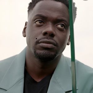 Meet your Posher, Leroy